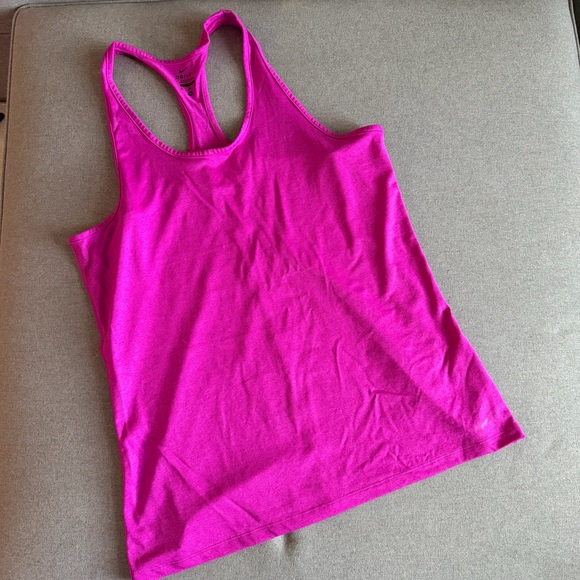 Nike Tops - Nike Women's Vibrant Pink Tank Top
